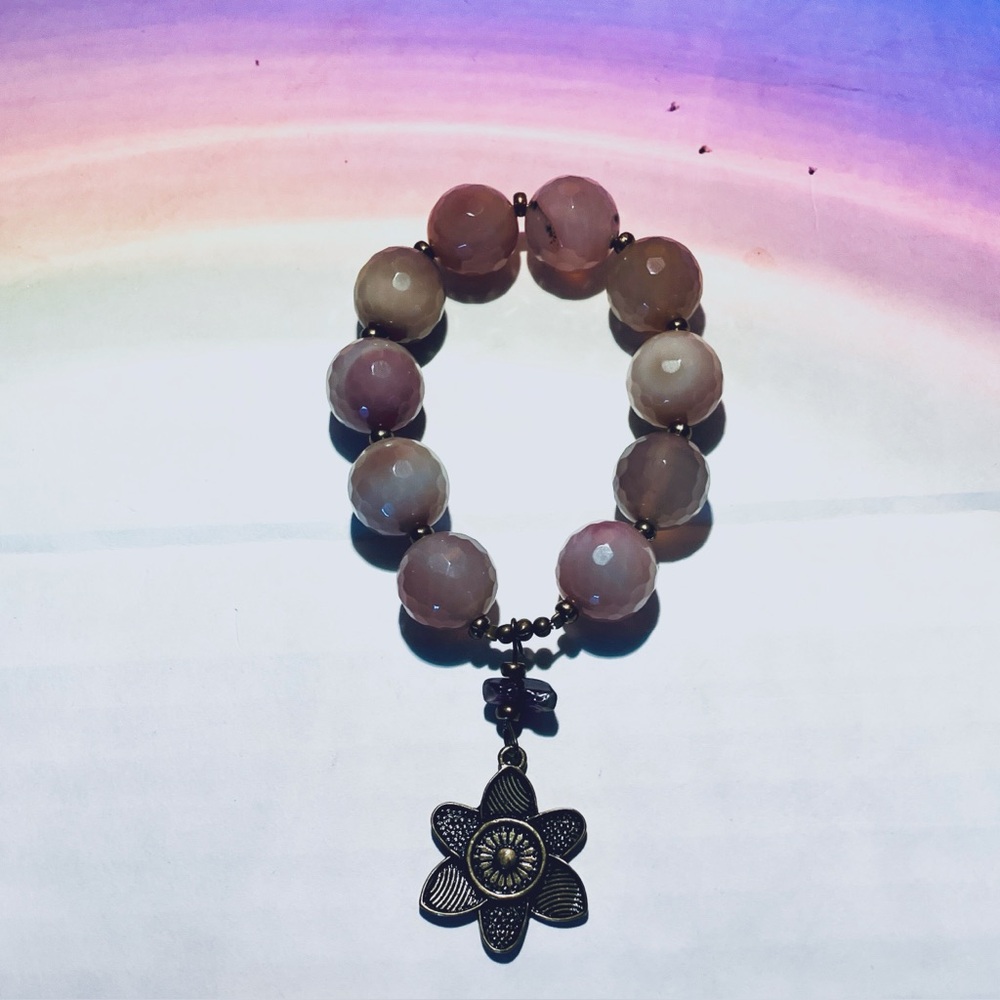 Charming Pink Beaded Bracelet with Floral Pendant
